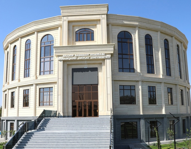 乌兹别克斯坦撒马尔罕国立大学
